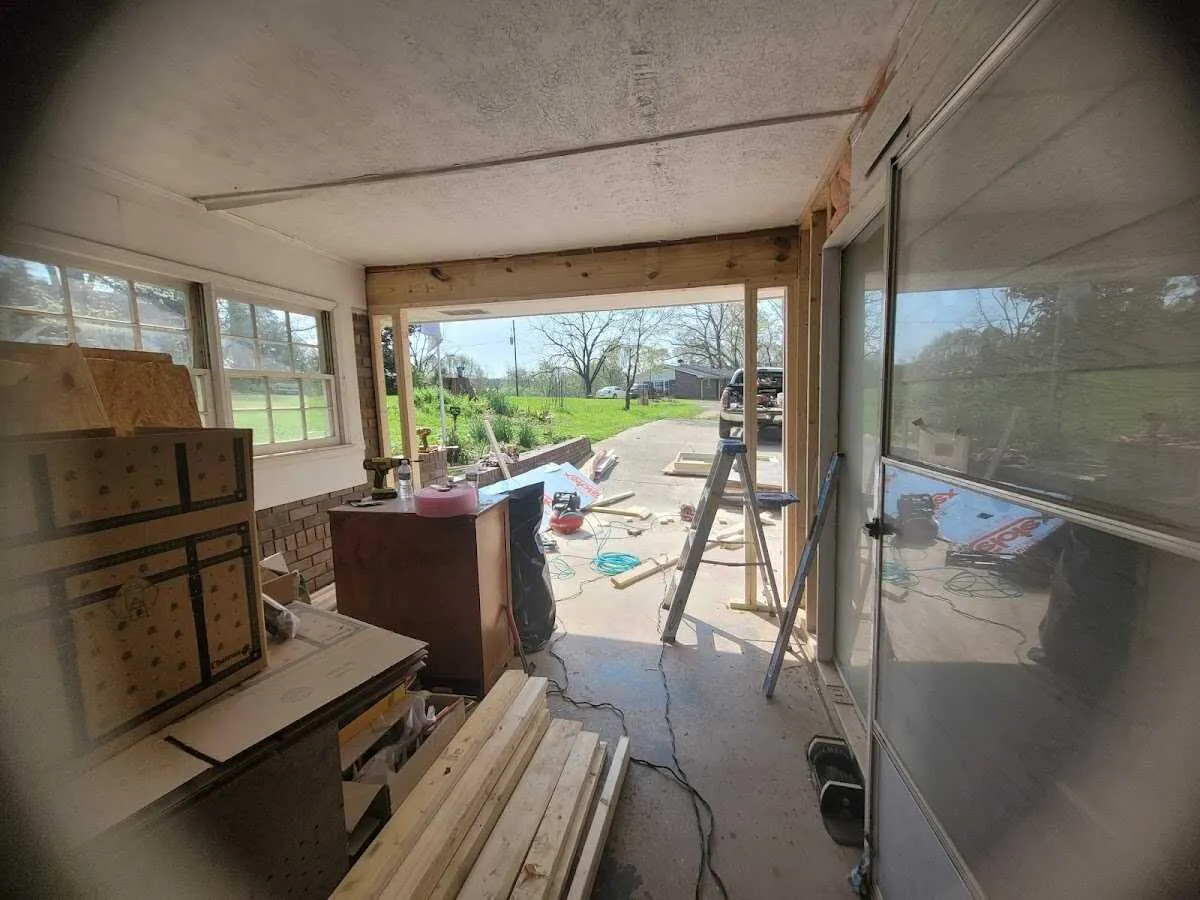 Air movers and dehumidifier for Drying & Dehumidification in Kalifornsky